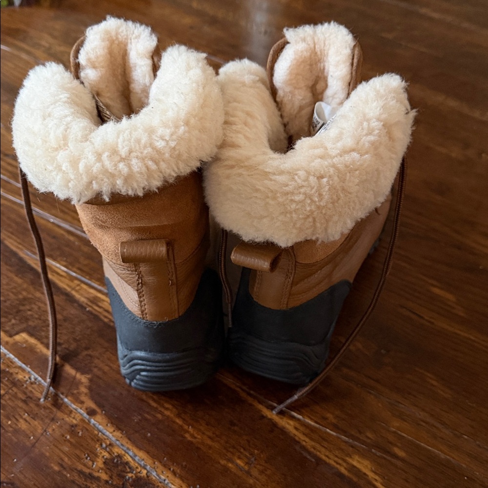 UGG Adirondack boots - Picture 4 of 5